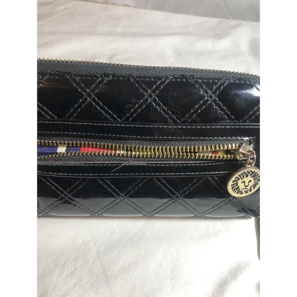 ANNE KLEIN Black Wallet Billfold Vinyl Clutch Zipper “9” x “4” - Picture 9 of 9